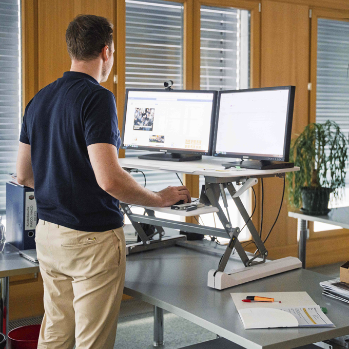 Ergonomic workstations 