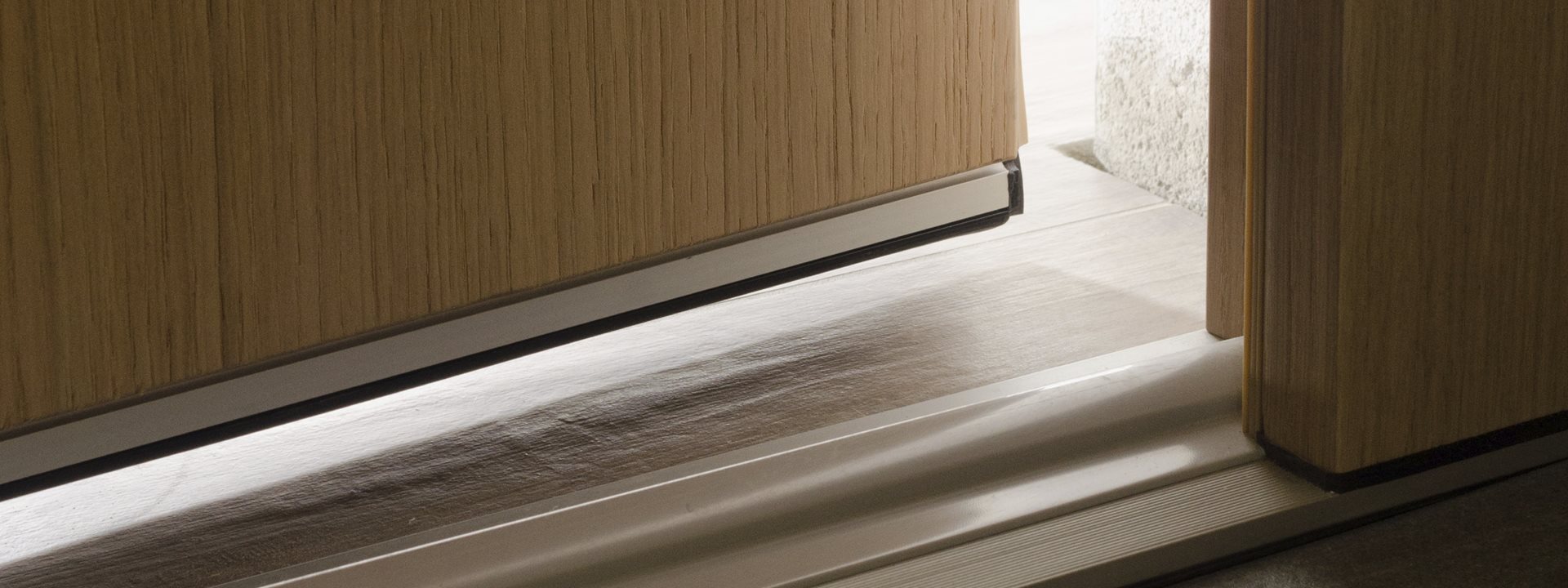 Ідеальні двері по всьому периметру