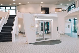 MACO HAUTAU World Helpsen